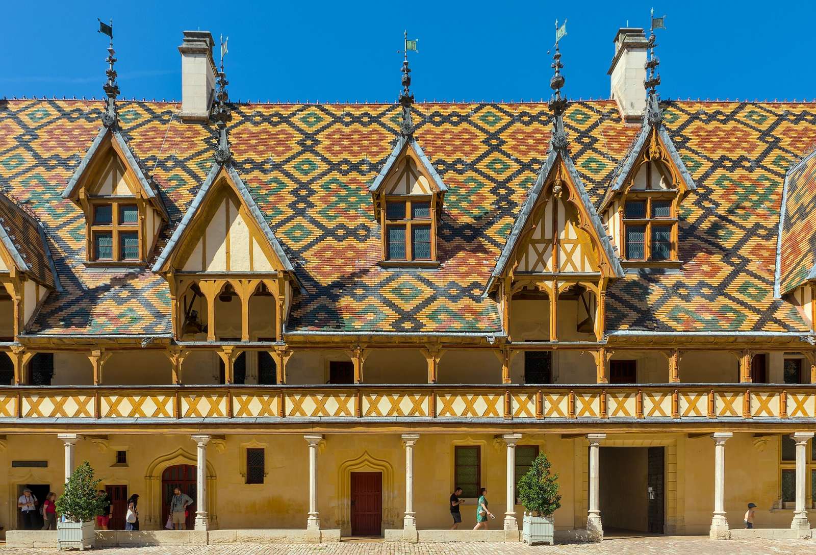 Rencontre cougar Beaune