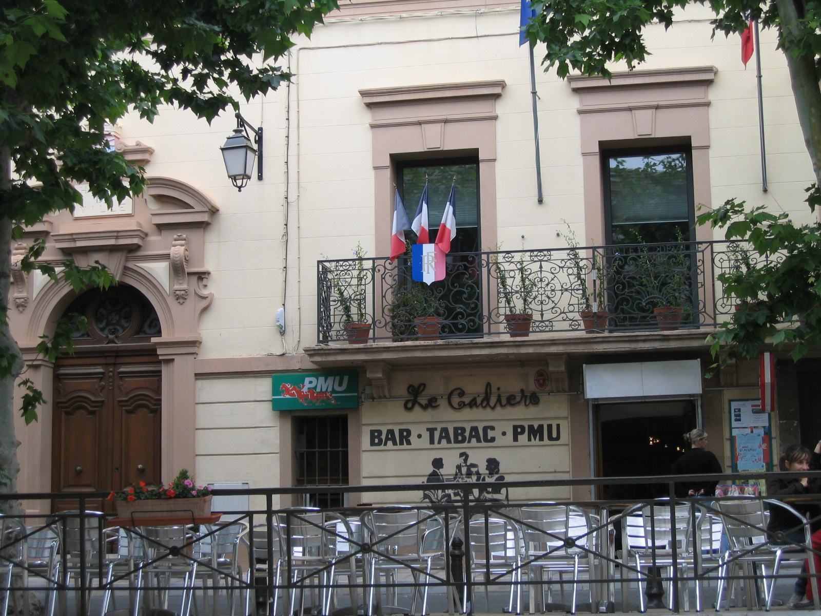 Rencontre cougar La Cadière-d'Azur