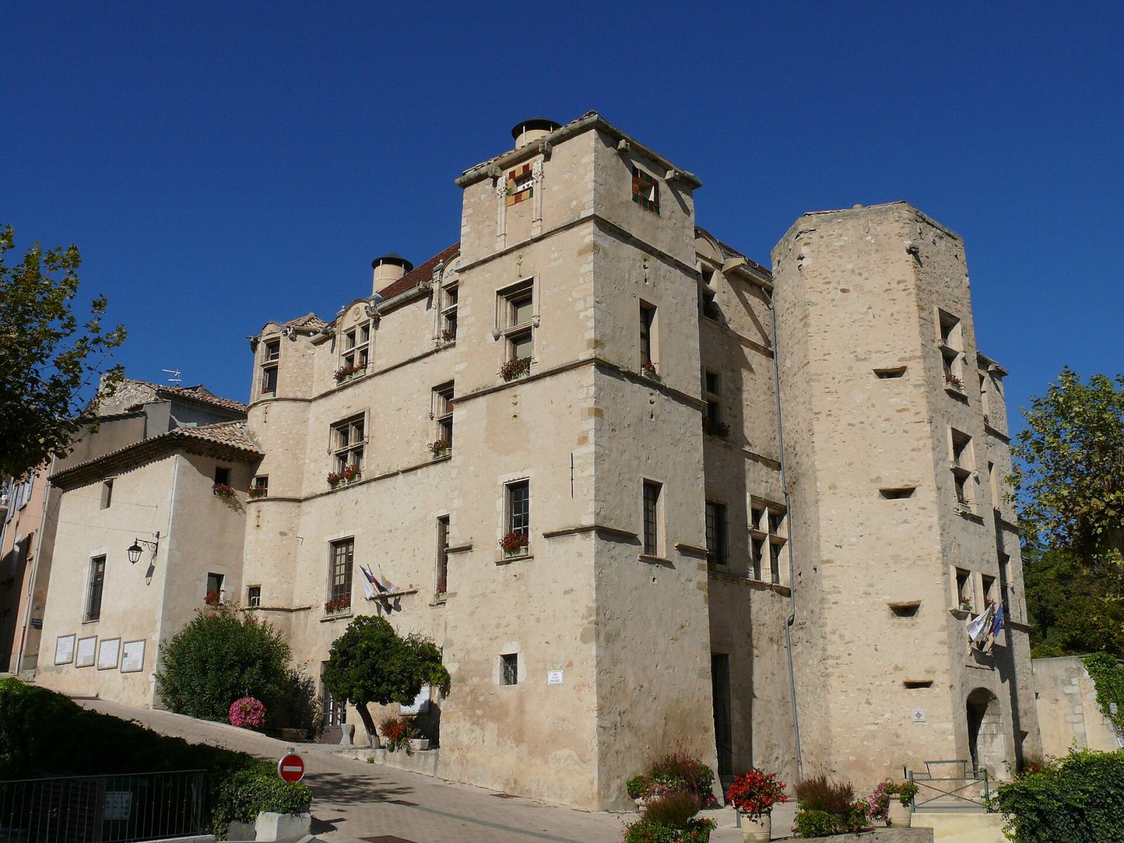 Rencontre cougar Château-Arnoux-Saint-Auban