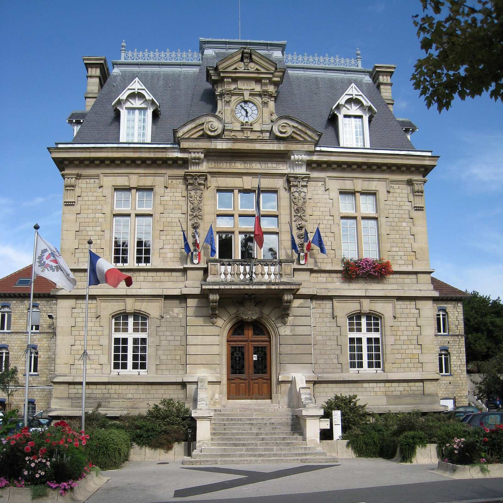 Rencontre cougar Conflans-Sainte-Honorine