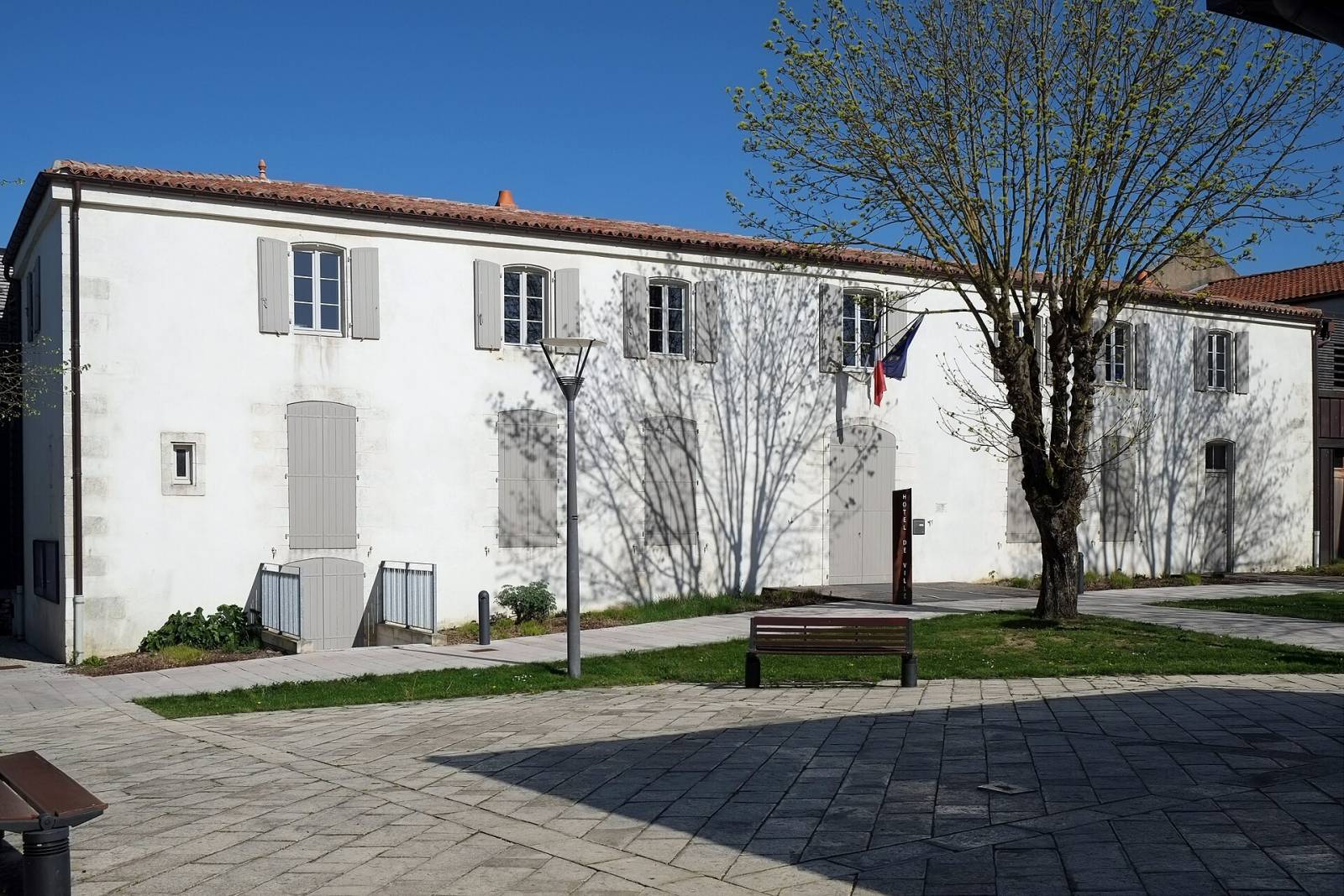 Rencontre cougar Dompierre-sur-Mer