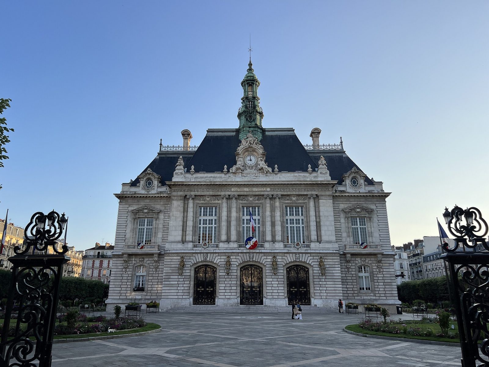Rencontre cougar Levallois-Perret