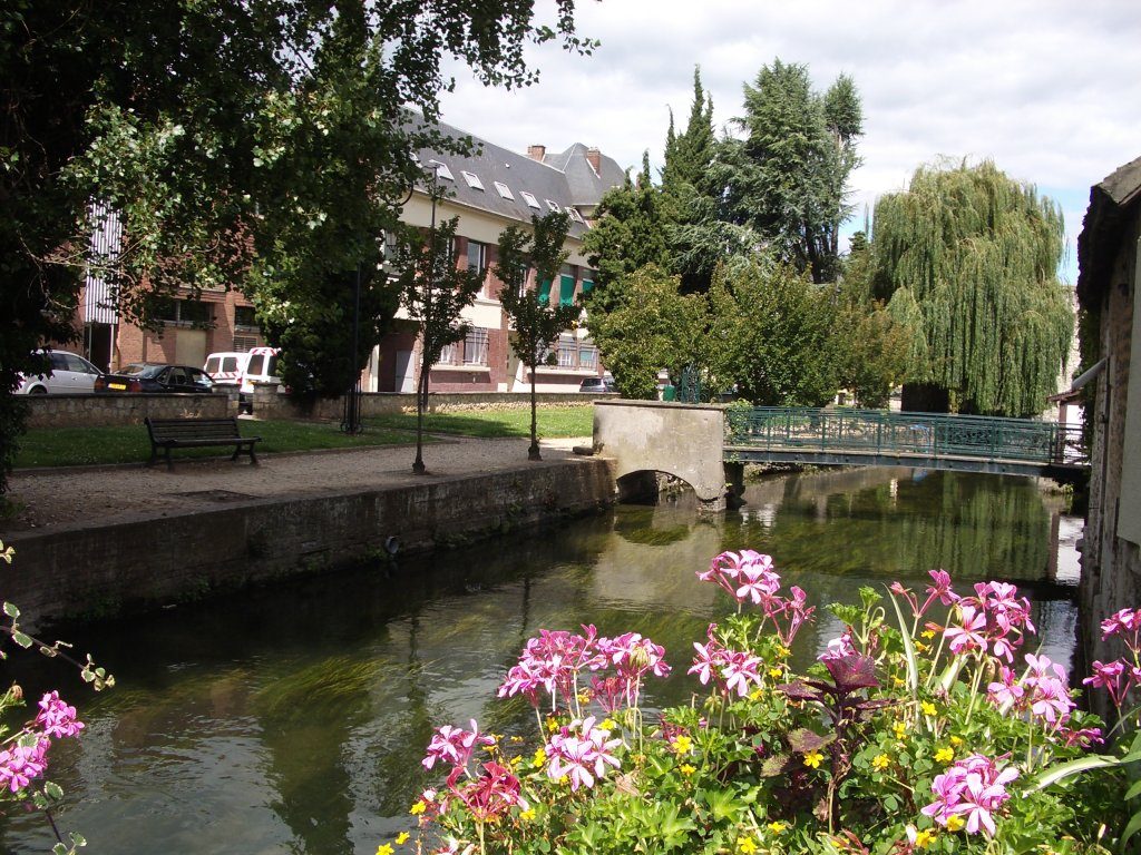 Rencontre cougar Louviers