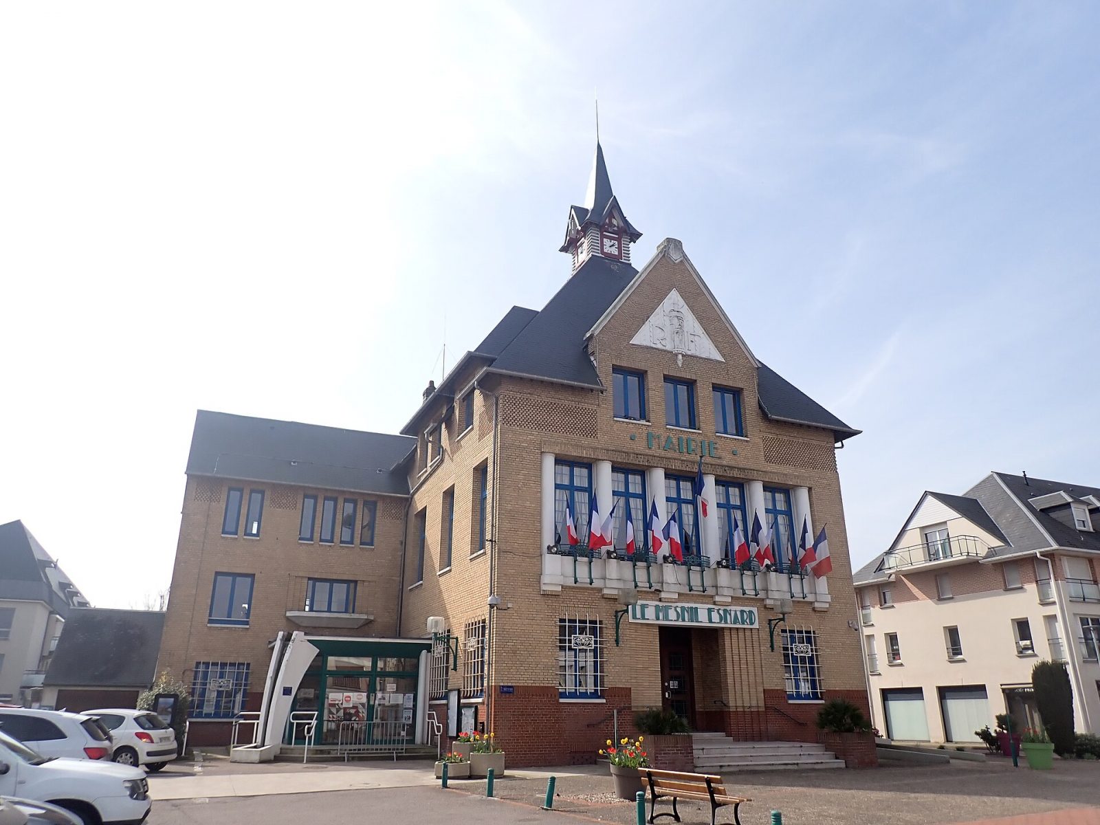 Rencontre cougar Le Mesnil-Esnard
