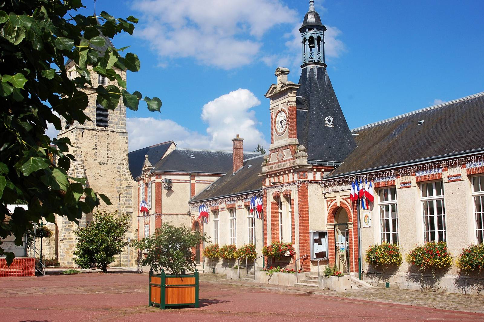 Rencontre cougar Le Perray-en-Yvelines
