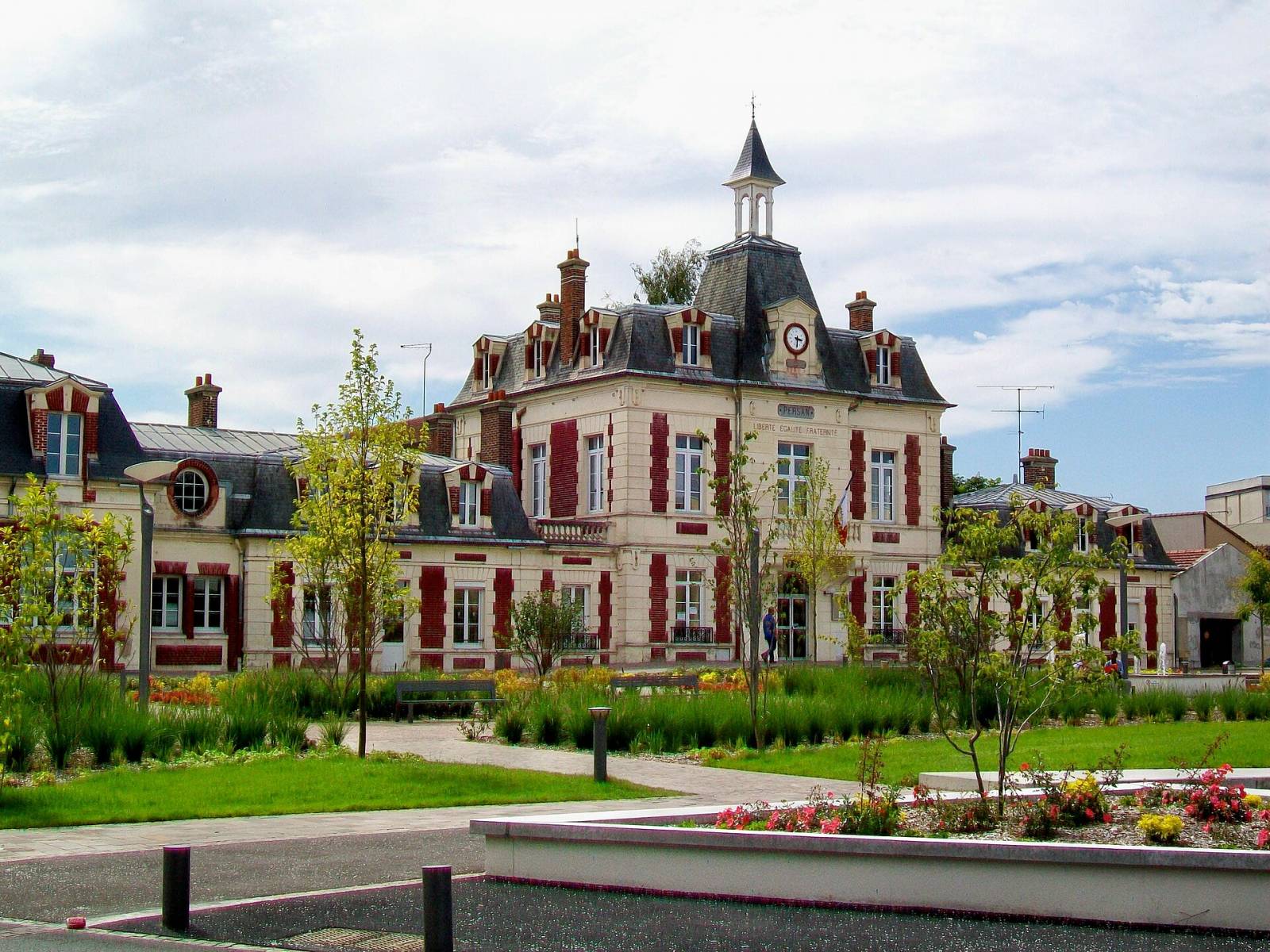 Rencontre cougar Persan