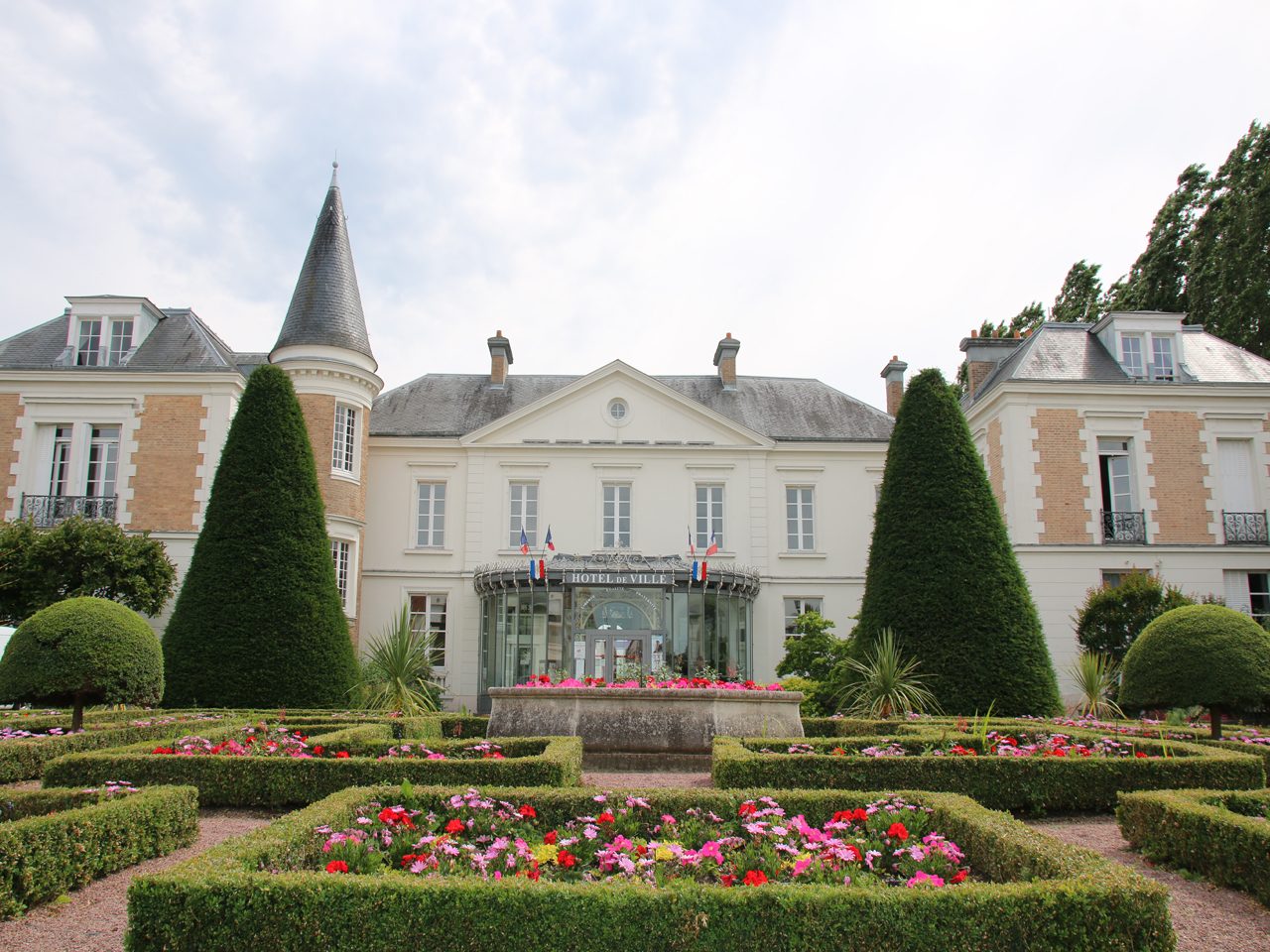Rencontre cougar Roissy-en-Brie