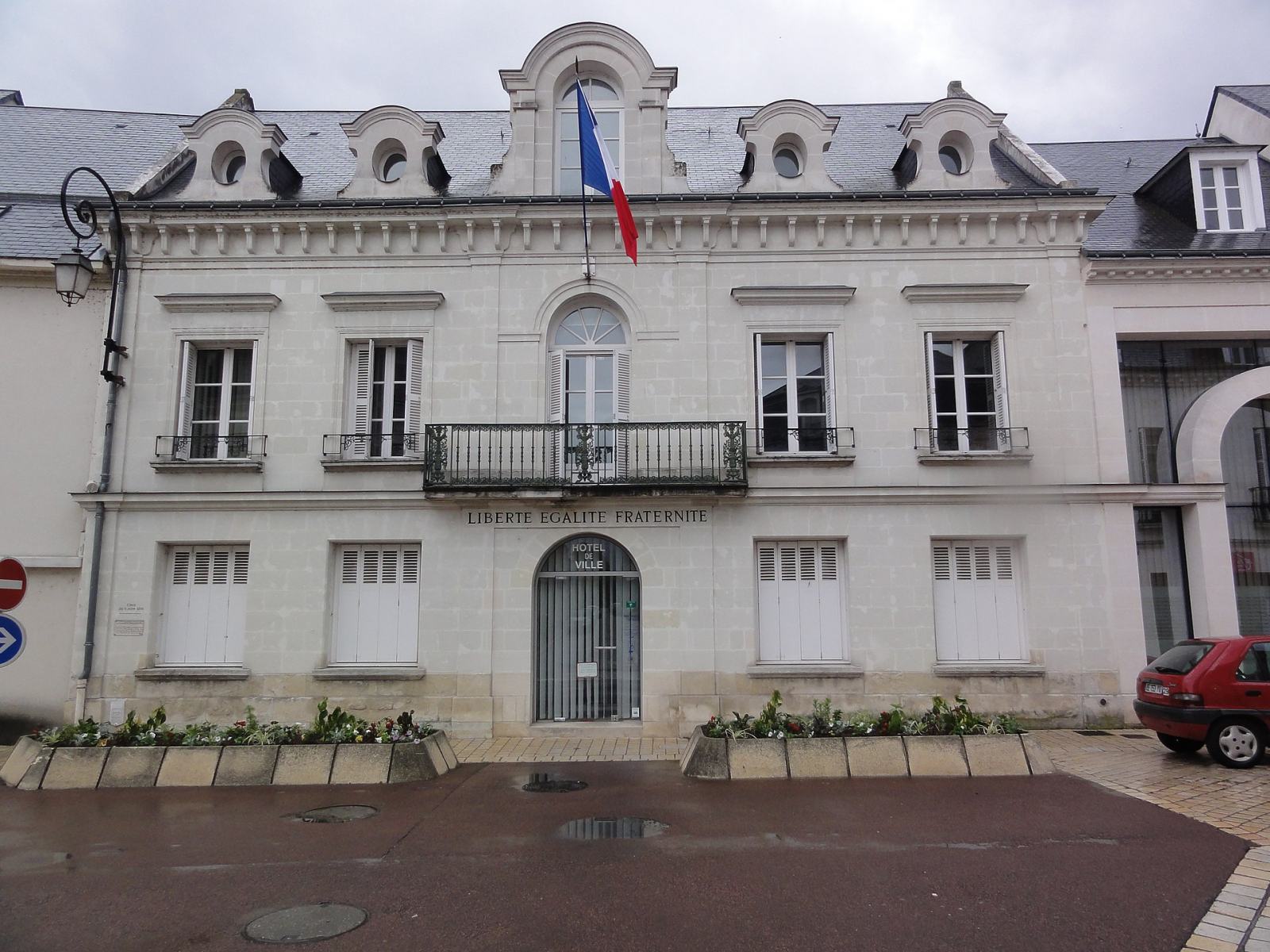 Rencontre cougar Saint-Avertin