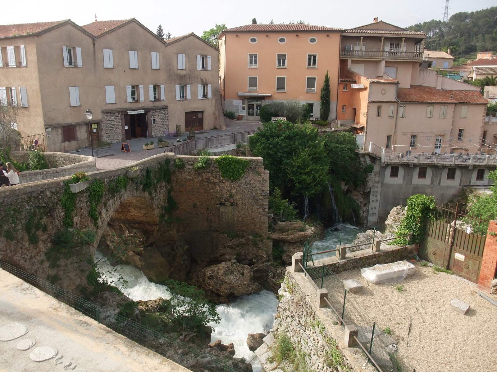 Rencontre cougar Trans-en-Provence