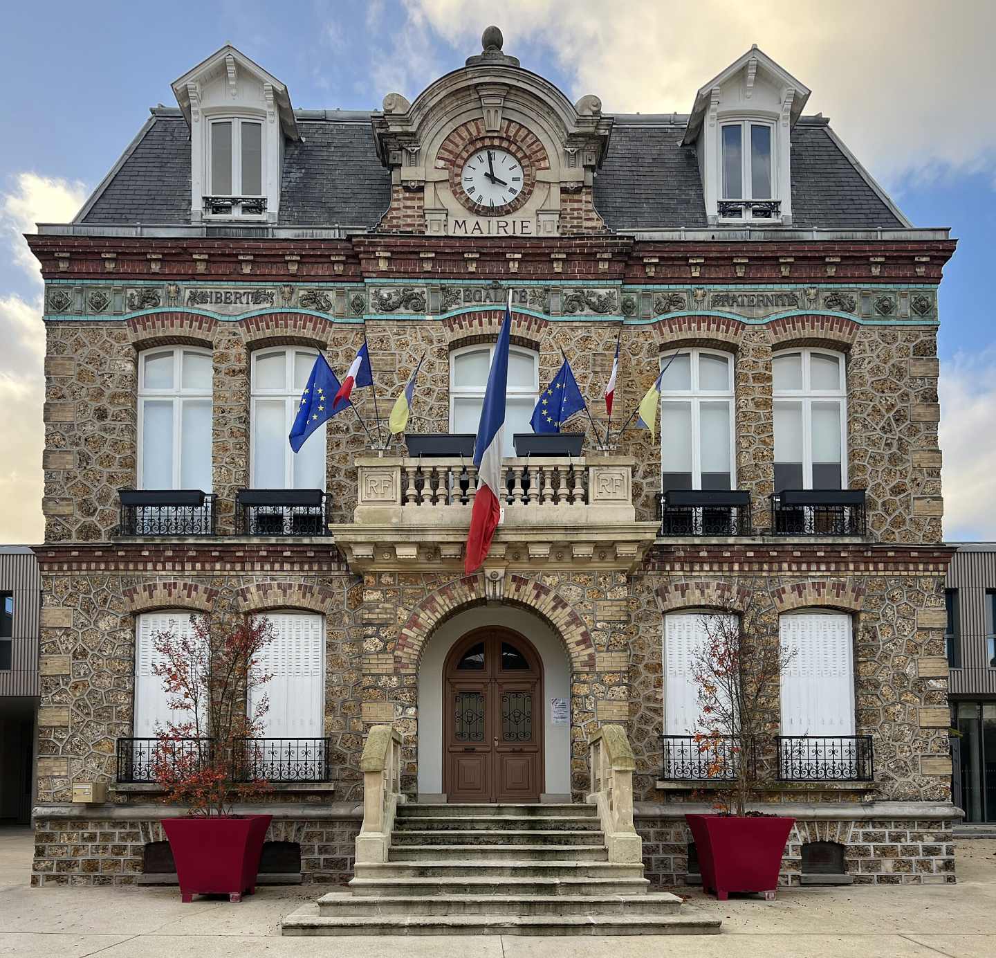 Rencontre cougar Villiers-le-Bel